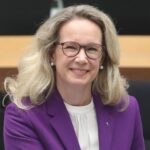 Porträt Sarah Wedl-Wilson